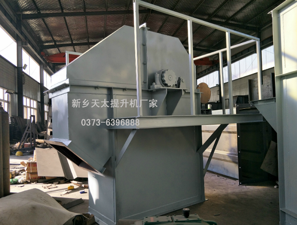 斗式提升機液力傳動設備在大顆粒尿素提升裝置中應用 斗式提升機液力傳動設備在大顆粒尿素提升裝置中應用